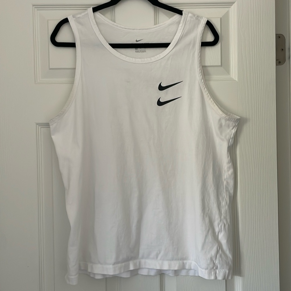 Nike Workout Tank Size XL